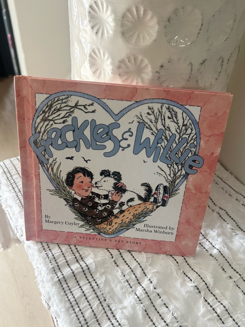Vintage 1986 Freckles & Willie Children's Hardcover Weekly Reader Book